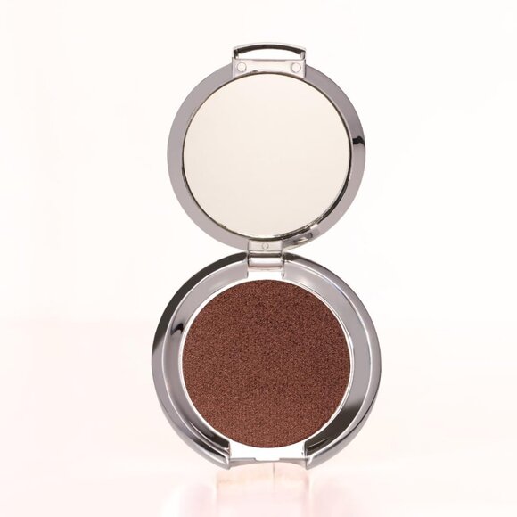 NUDE ENVIE Daring Eyeshadow in a Silver Mirrored Compact Brand New in Box NWT - Picture 1 of 4